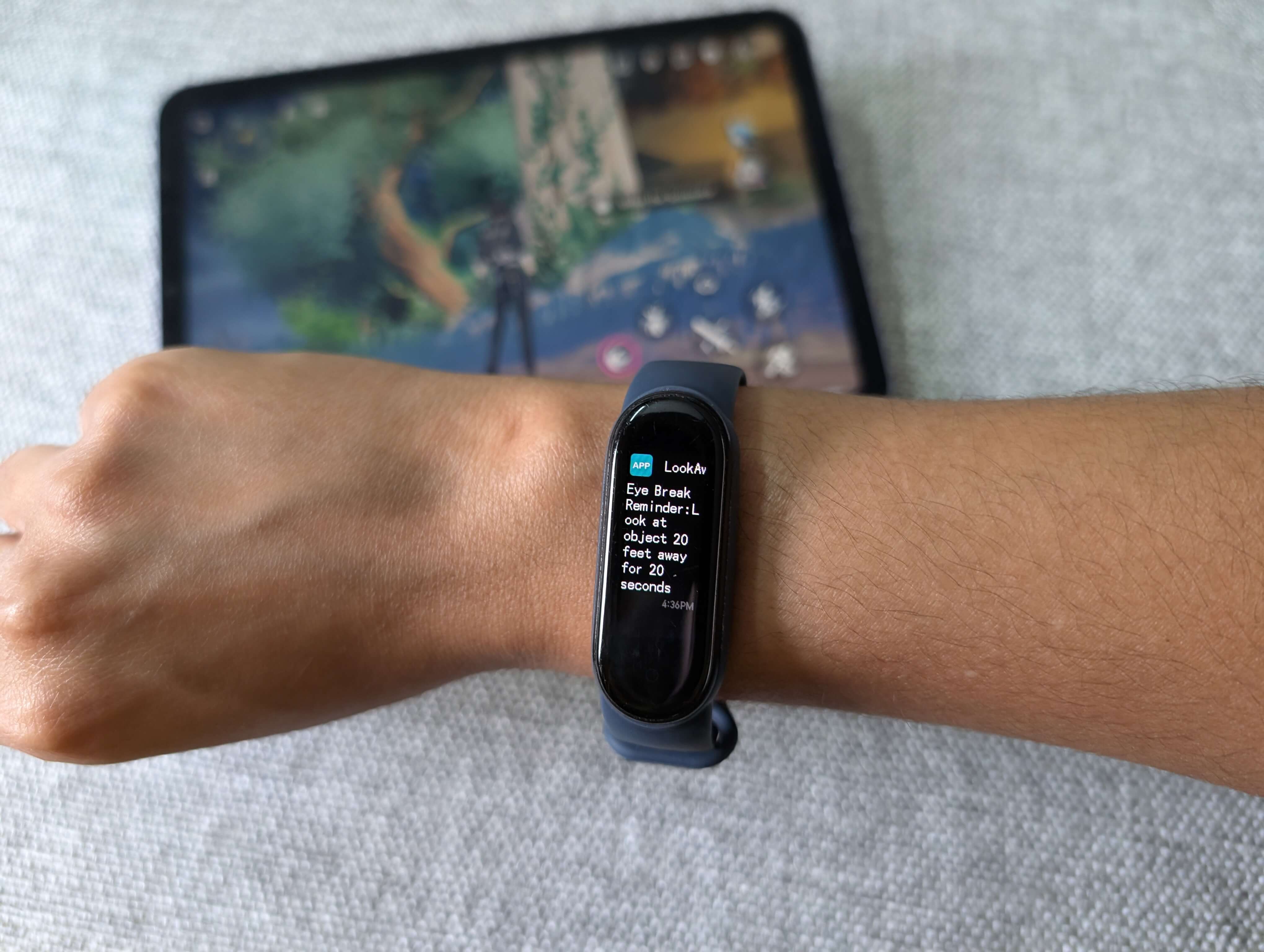 Notification in fitness band